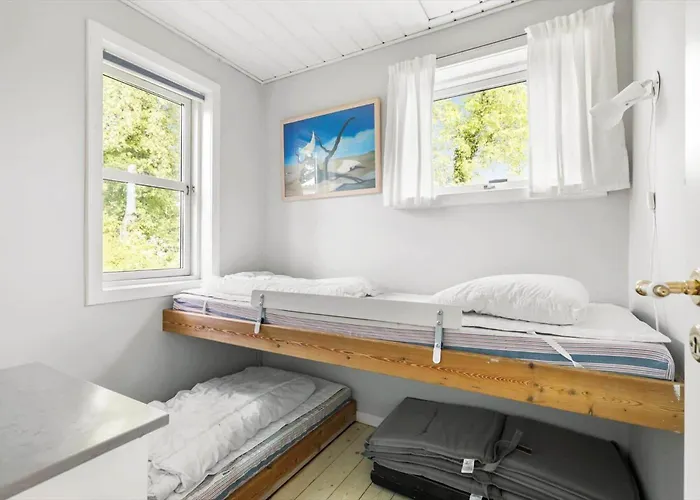 Semesterbostad 5752-allinge-tejnvej-27-a *